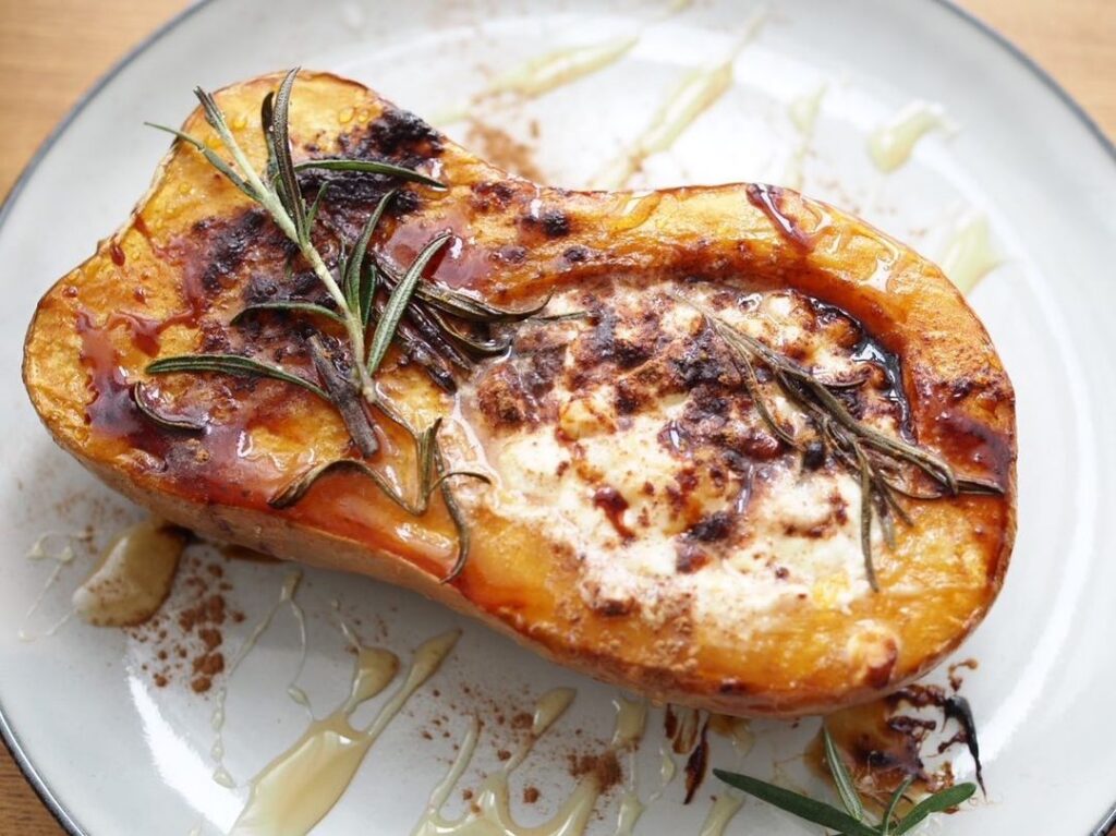 recipe : roasted butternut squash with rosemary cheese, バターナッツ かぼちゃのオーブンチーズ焼きレシピ