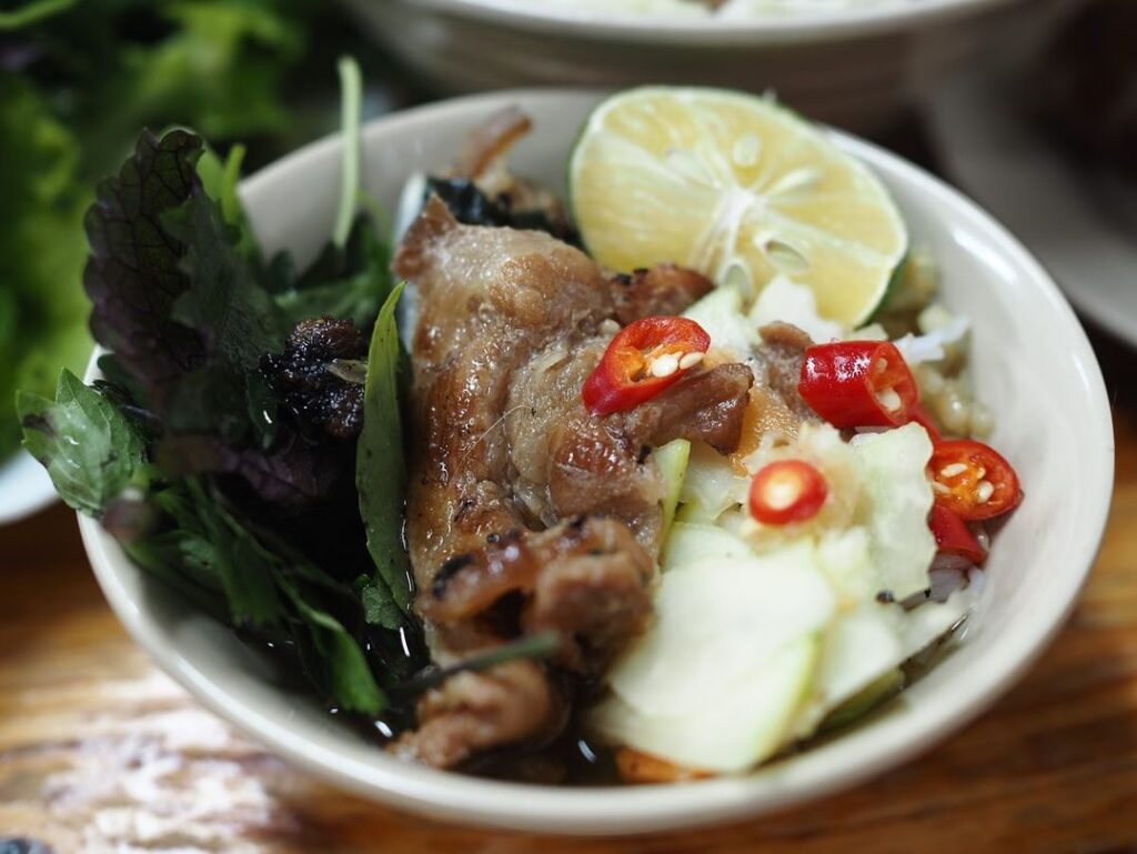 Vietnamese street food bun cha