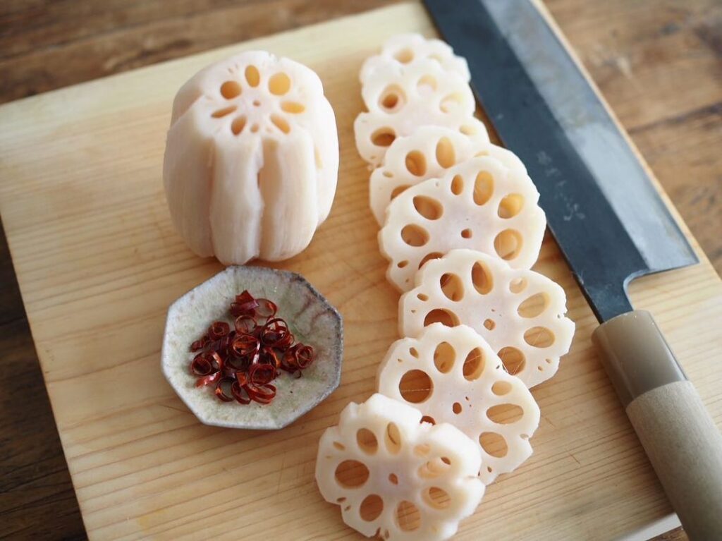 Osechi cooking 2023 ④  “Kazari-giri/飾り切り” knife work & “Sunomono”/ おせち作り、飾り切り＆酢の物・なます