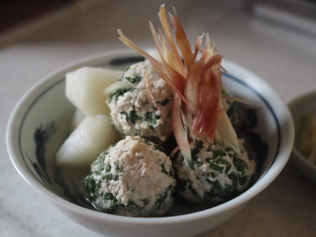 Japanese Herb Meatballs with Ponzu Sauce / 大葉の肉団子、みょうが添え＆武相荘の冬展