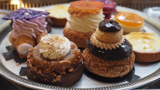 [travel] Jewel like candied fruit & incredibly beautiful cakes in Paris / パリのカフェ、ケーキにうっとり✨