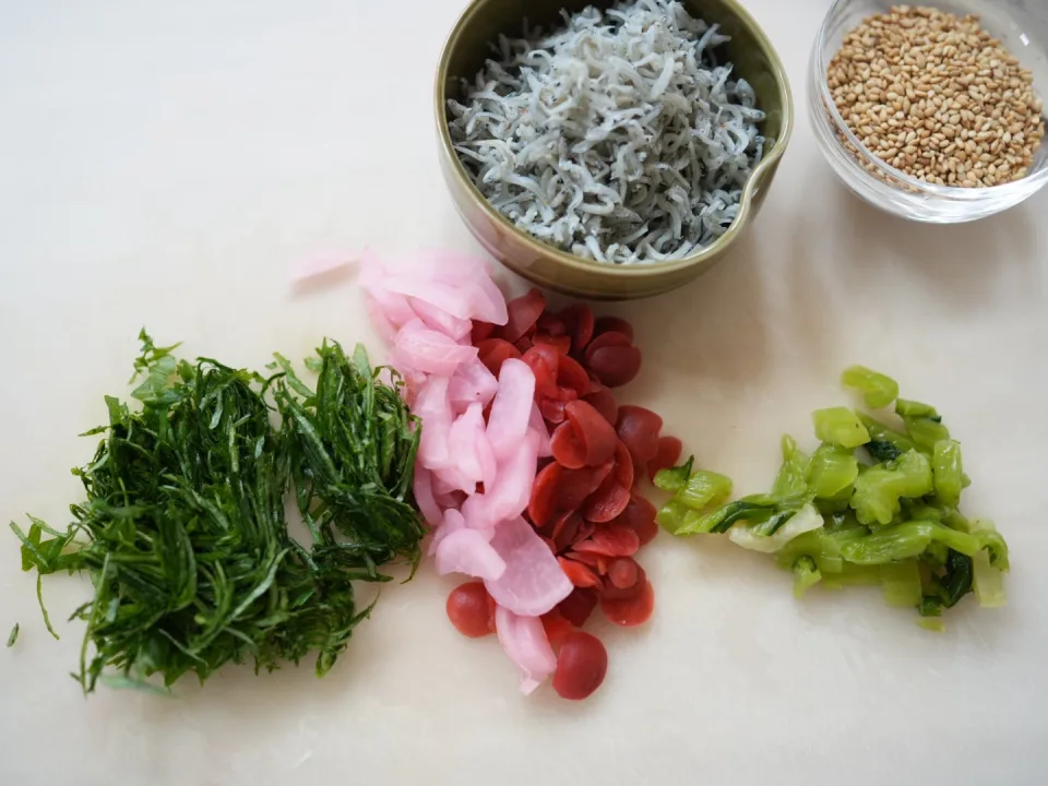 maze gohan Chirimen umeboshi