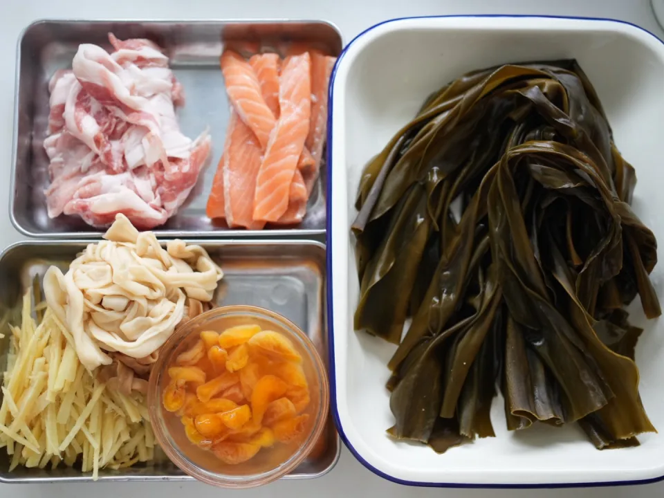 kobumaki apricot salmon