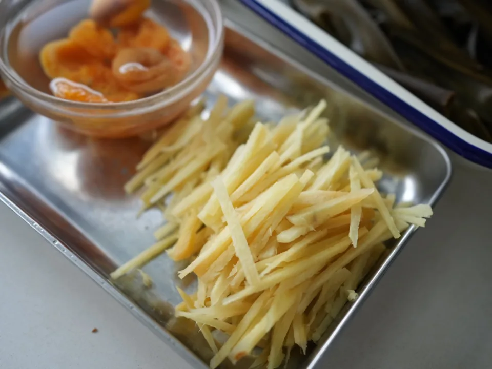 kobumaki apricot salmon